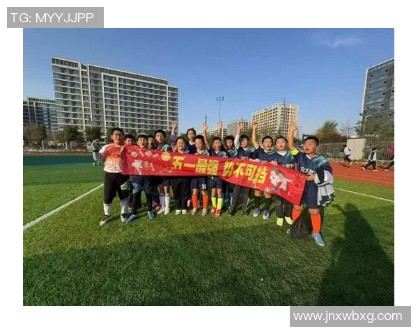 小学足球明星评选活动启动让孩子们在绿茵场上绽放光彩